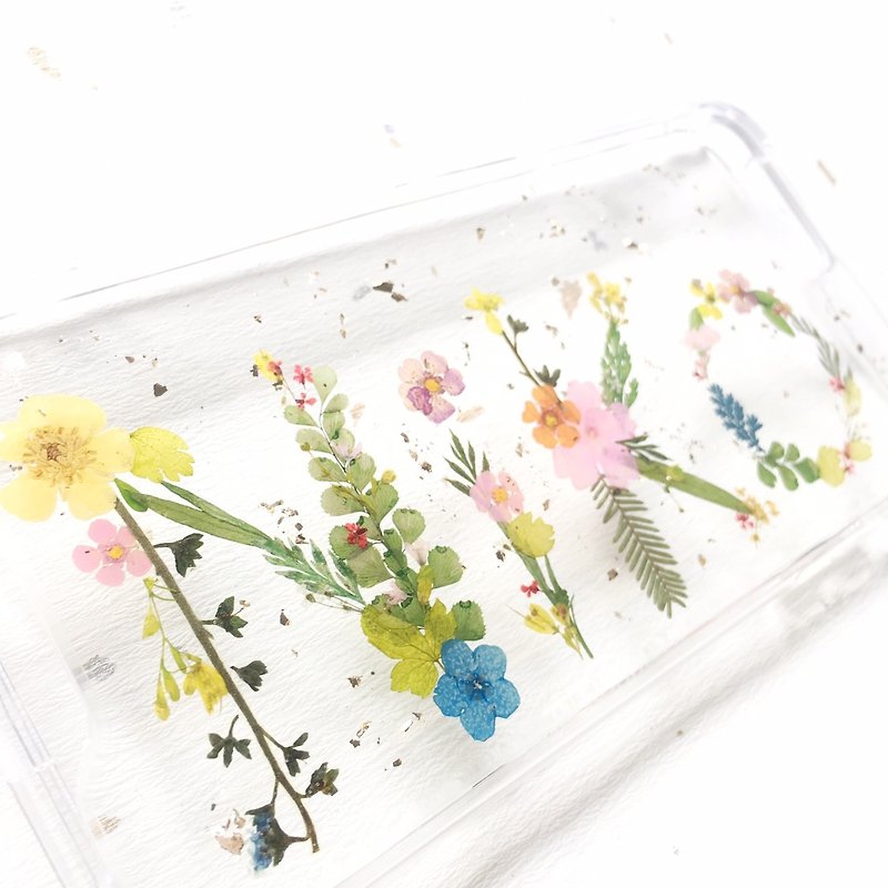 Custom made pressed flower phone case - เคส/ซองมือถือ - พลาสติก หลากหลายสี