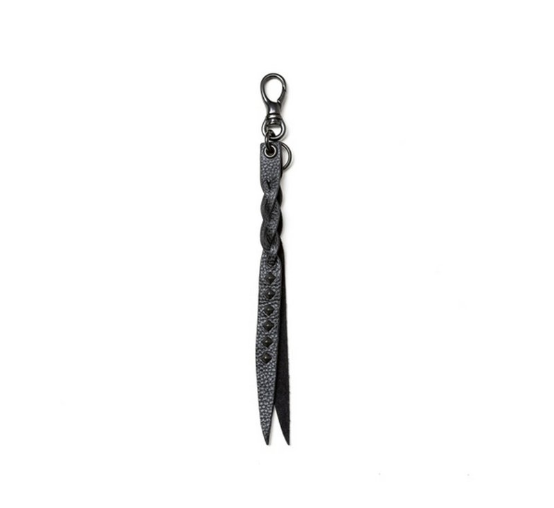 Calee Studs & Knitting Leather Short Key Ring鑰匙圈(兩色) - 鑰匙圈/鑰匙包 - 其他材質 多色
