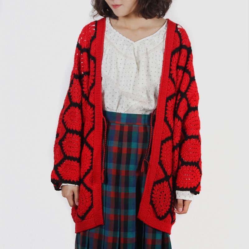 [Egg plant vintage] Ji Yu New Year knit vintage kimono feather weaving - Women's Casual & Functional Jackets - Wool Red