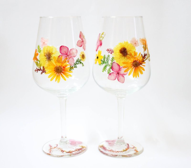Custom Order-Pressed Flower Red Wine Glass Pair Set Wedding Order - Teapots & Teacups - Plants & Flowers Orange