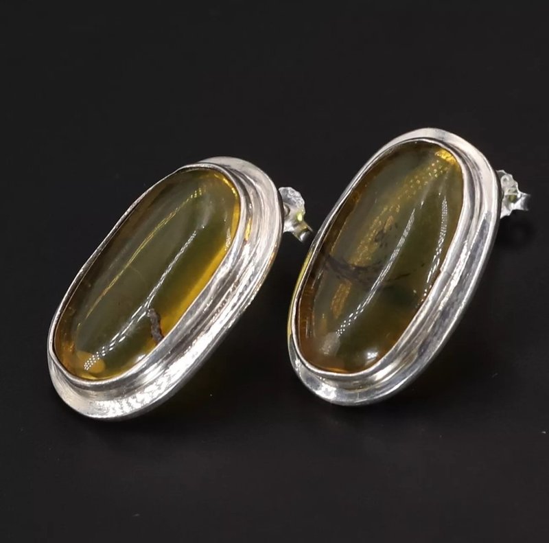 Baltic Amber Cabochon Post Earrings - ต่างหู - เครื่องประดับพลอย 