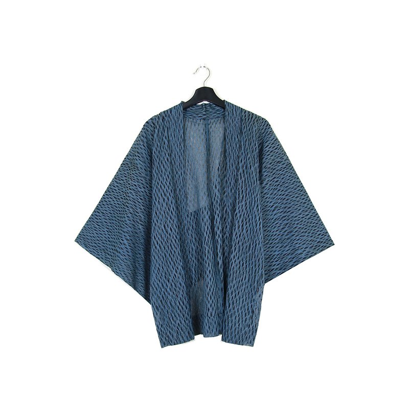 Back to Green :: Japan back and kimono feathers midnight blue skinny men and women can wear // vintage kimono (KC-25) - Women's Casual & Functional Jackets - Silk 