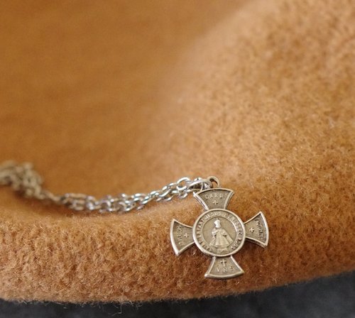 □キリスト教□フランス製・ヴィンテージ・クロス□シルバー□老舗