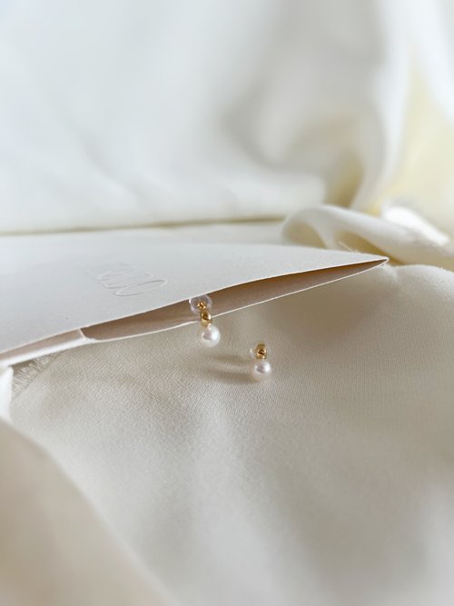 Mikado Jewellery 豆夢耳環- 18K純金日本Akoya珍珠耳環