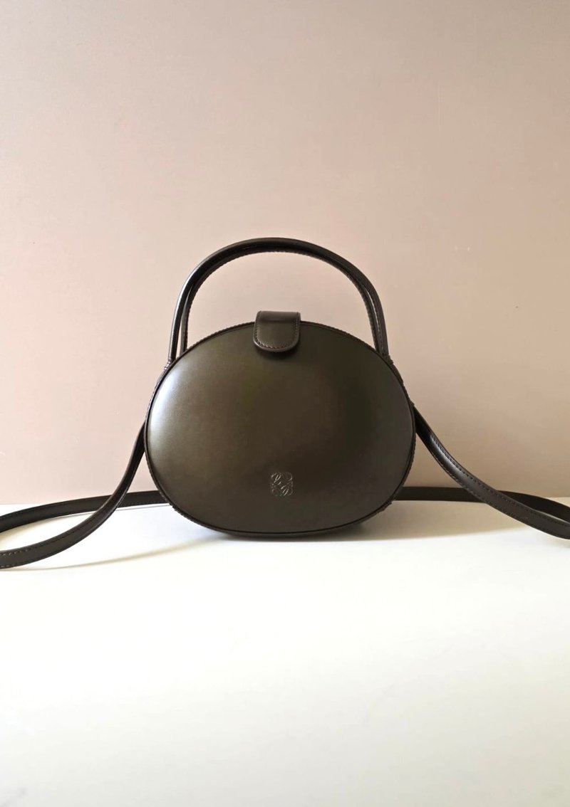 絕版中古 Loewe博物館蛋蛋包 側背包 斜背包 皮革包 單肩包 二手 - 側背包/斜背包 - 真皮 咖啡色