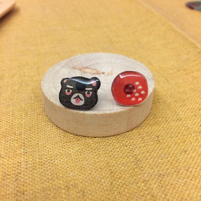 Oops bear  - black bear & red ball earring - Earrings & Clip-ons - Acrylic Black