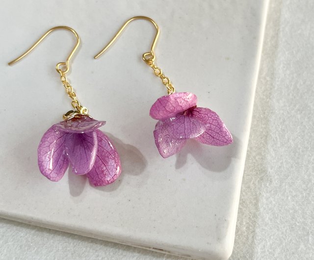 紫陽花のピアス/イヤリング 一点物 - ショップ ツーもち-アクセサリー