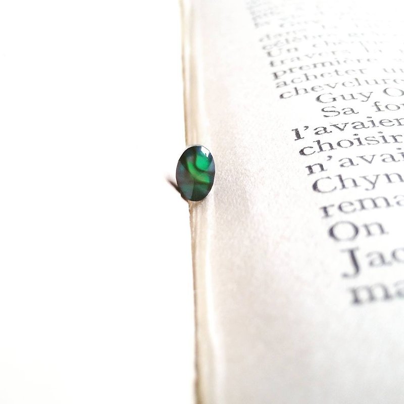 鮑魚貝-天然石不鏽鋼針耳環 - 耳環/耳夾 - 寶石 綠色