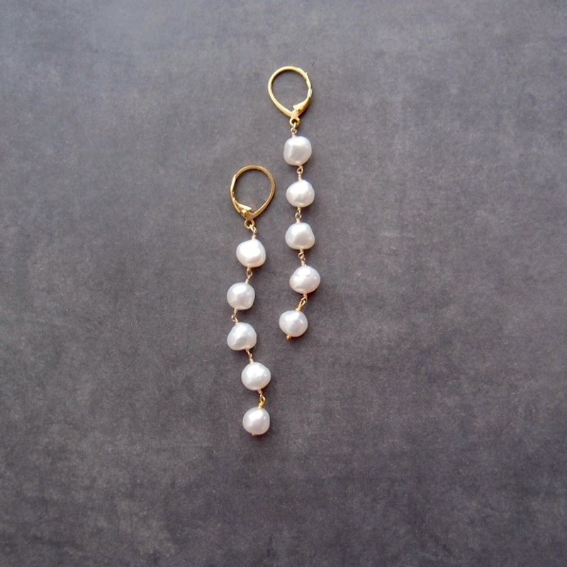 【GP】Mini Baroque Pearl Long Earrings　ミニバロックパール ロングフレンチピアス - 耳環/耳夾/耳骨夾 - 寶石 白色