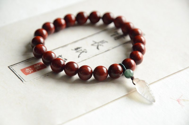 [Catch memories] lobular rosewood 8mm single circle ladies girlfriends gift literary bracelet - Bracelets - Wood Red