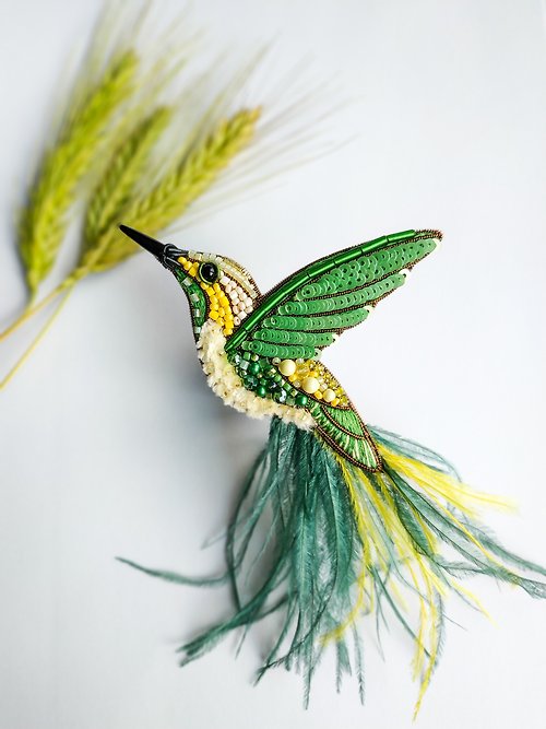 Sistabrooch Embroidered hummingbird brooch beaded pin with ostrich feather made in Ukraine