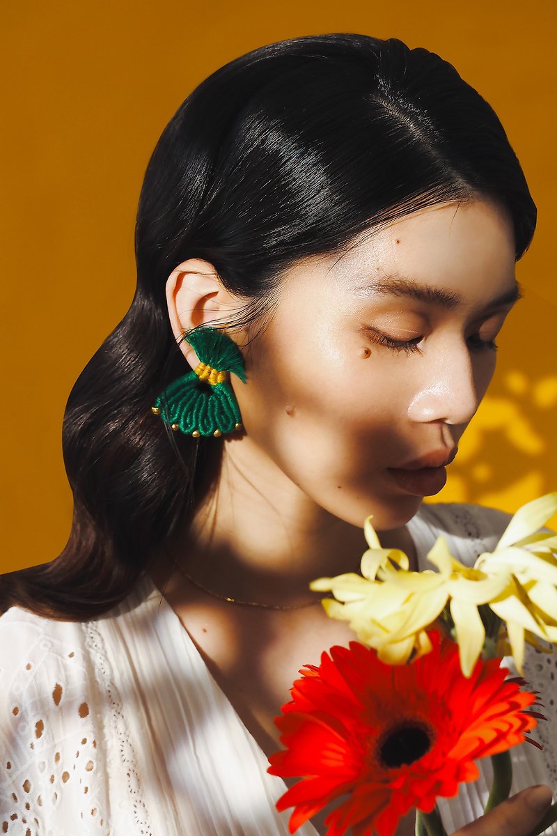 Shell Earrings- Tropical Green - ต่างหู - ผ้าฝ้าย/ผ้าลินิน สีเขียว