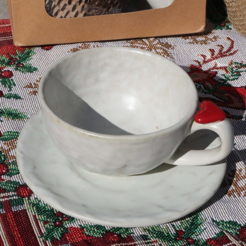 【陶瓷杯碟組】好好被愛系列 - 怦然心動 260 ml - 愛心咖啡杯組 - 咖啡杯 - 瓷 