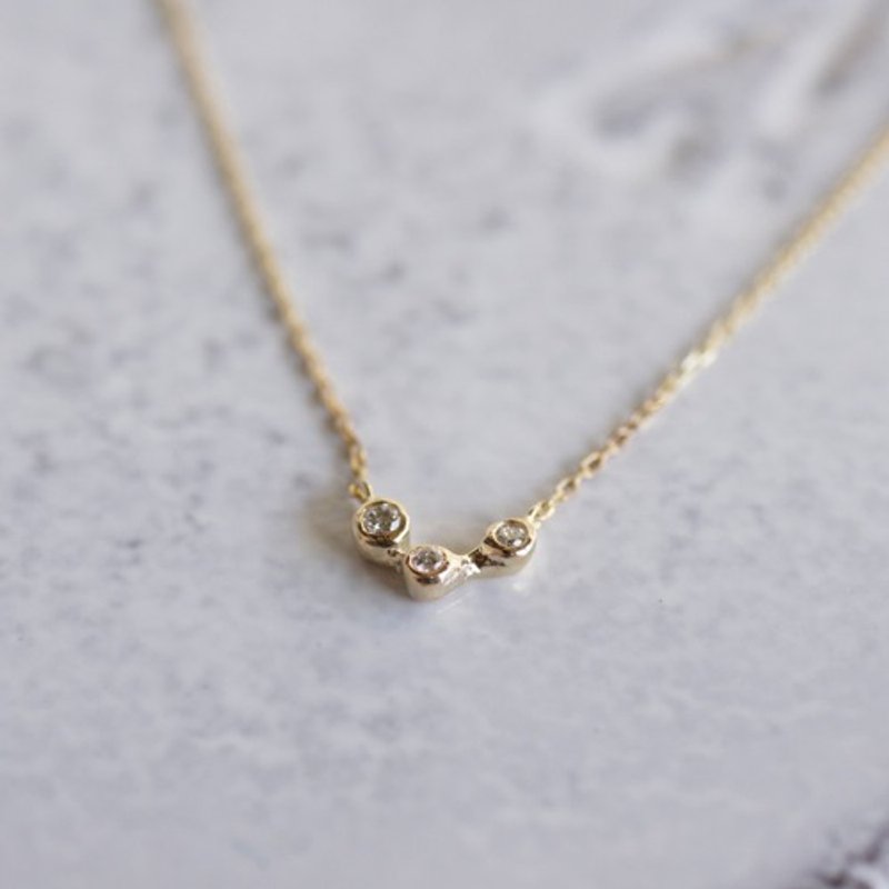 Stardust 3 stones necklace   P060K10YG - สร้อยคอ - เครื่องประดับ สีทอง