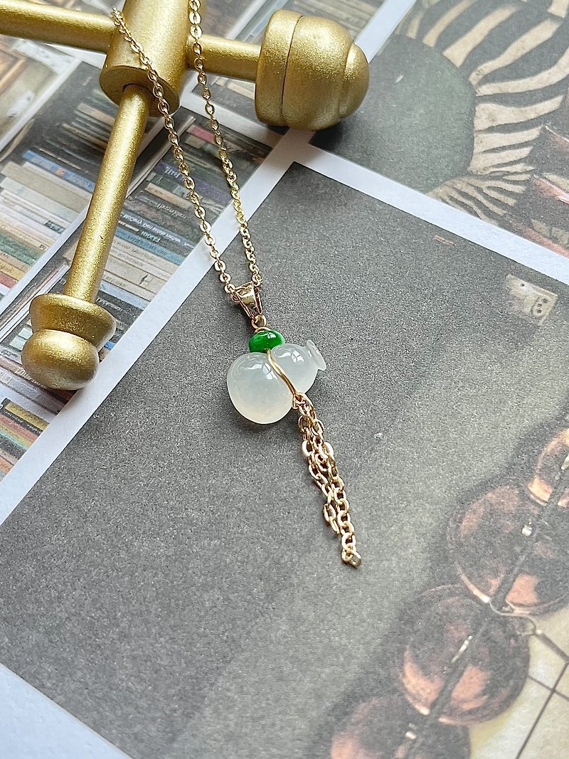 Burmese jade A jadeite-high ice white jadeite bright jade necklace high-quality jade jade gift - สร้อยคอ - หยก สีทอง