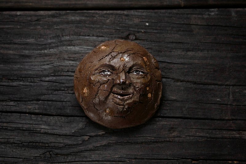 Chocolate human dough cookies (diameter 7.5cm, incense holder decoration) - Stuffed Dolls & Figurines - Pottery 
