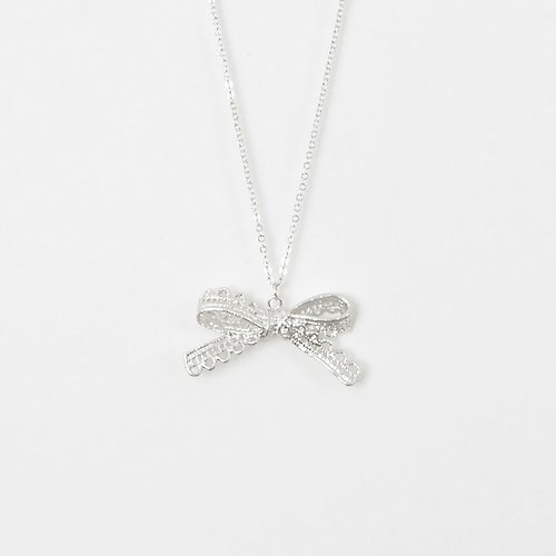 armeiLittleThings 蕾絲。蝴蝶結。銀 項鍊 Lace。Sliver Bow Necklace
