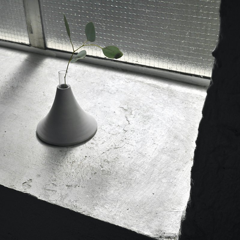 Concrete vase | tall | light grey & dark grey - Pottery & Ceramics - Cement Gray