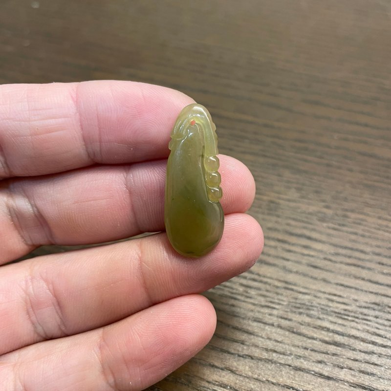 Natural Burmese Jade-Yellow Emerald Fu melon from ice species. The melon is continuous. Ice penetrates oil. Hanyu jewelry - Other - Other Materials 