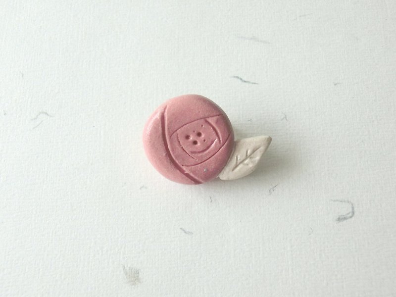 Ceramic Brooch / Pin - Flower/ Red / Rose/ Pink / Mother's Day/ Natural/ Growing - Brooches - Porcelain Red