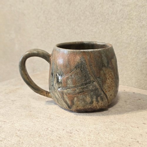 陶蕊Tao Ruei 草木灰釉馬克杯 / 咖啡杯