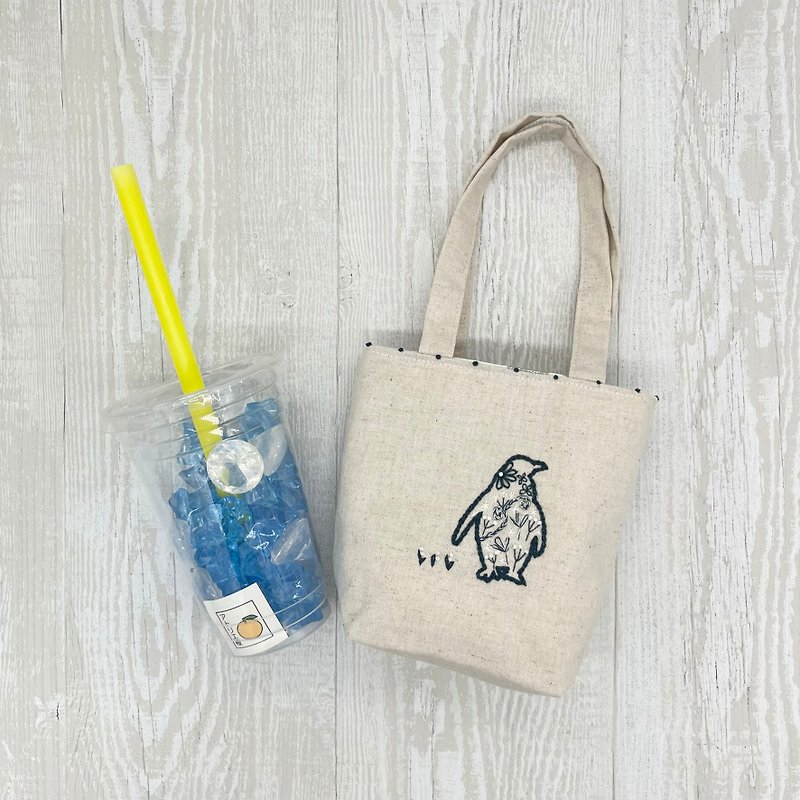 cafe bag penguin - กระเป๋าถือ - ผ้าฝ้าย/ผ้าลินิน ขาว