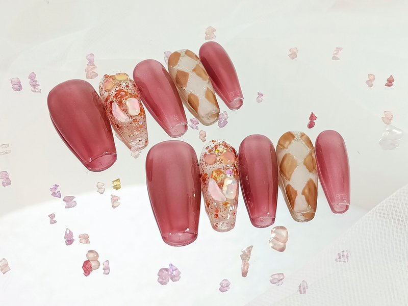 【YUE】霧玫棋語-柔霧系ネイルチップ - その他 - プラスチック レッド