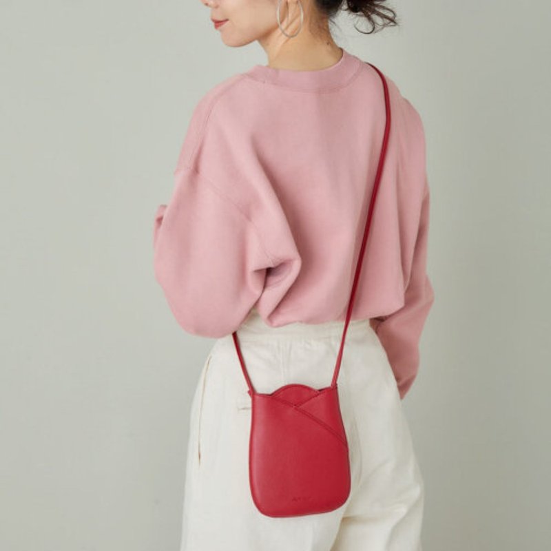 Legato Largo Light Weight Tulip-shape Mini Cross Body Shoulder Bag LG-D1711 Red - กระเป๋าแมสเซนเจอร์ - เส้นใยสังเคราะห์ สีแดง