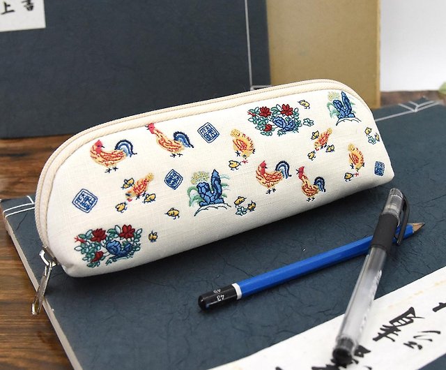 豆彩鶏缸杯刺繍ペンケース ショップ 国立故宮博物院オンラインショップ ペンケース 筆箱 Pinkoi