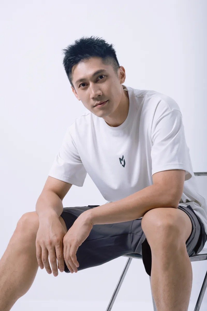 MotionJet Collection MJC One-way Moisture Guide OVERSIZE Sports Short Sleeve White - ชุดกีฬาผู้ชาย - วัสดุอื่นๆ 