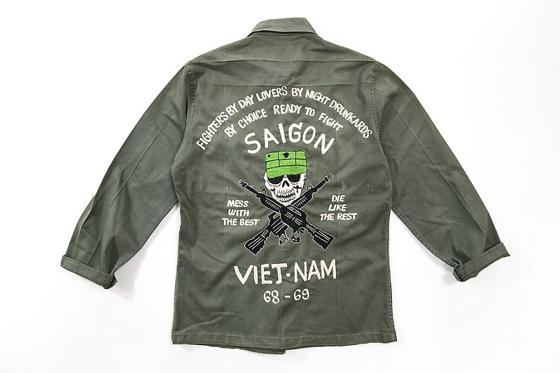 [3thclub Ming Hui Tong] the Saigon Vietnam War uniform shirt embroidered with my enemies would die SAI-005 - เสื้อเชิ้ตผู้ชาย - ผ้าฝ้าย/ผ้าลินิน สีเขียว