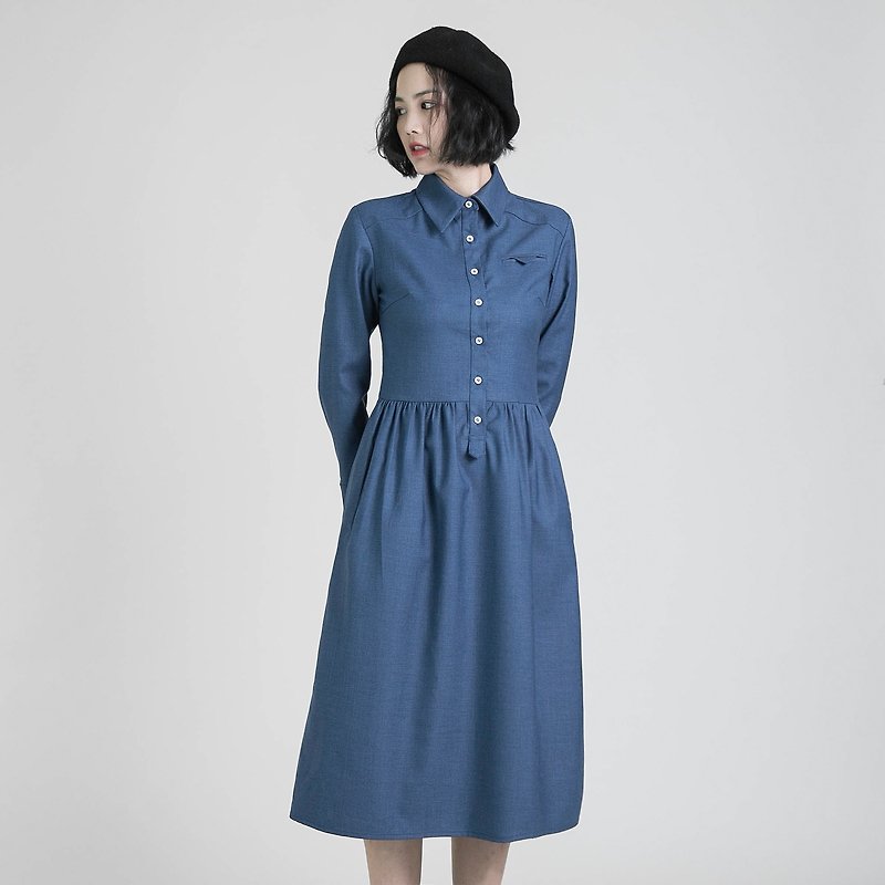 Higgs 希格斯學院洋裝_8AF100_淺藍 - 連身裙 - 棉．麻 藍色