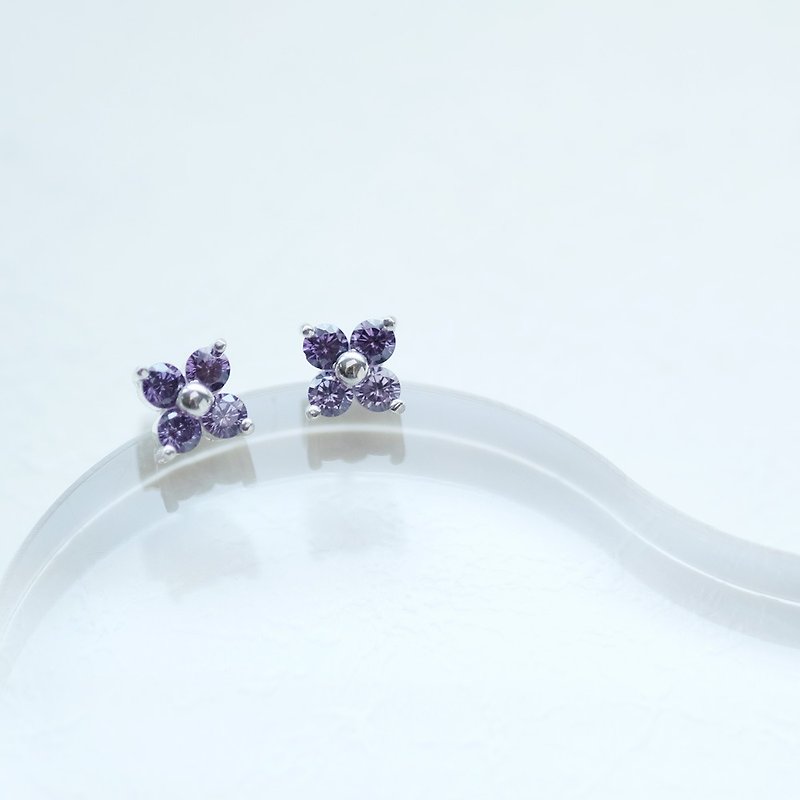 amethyst 紫 フラワー ピアス シルバー925 - 耳環/耳夾 - 其他金屬 紫色
