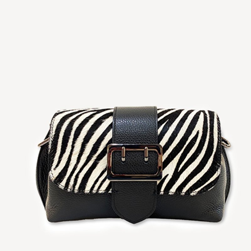 [Made in Italy] Zeequeen Zebra Pattern Horsehair Crossbody Bag - กระเป๋าแมสเซนเจอร์ - หนังแท้ สีดำ