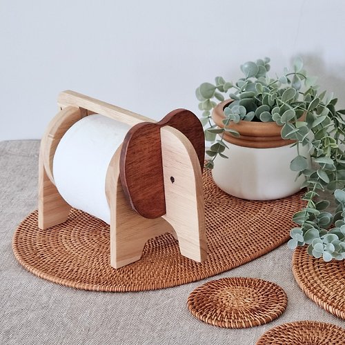 25 Degrees Room Wooden tissue paper holder elephant shape - woodwork from Chiang Mai