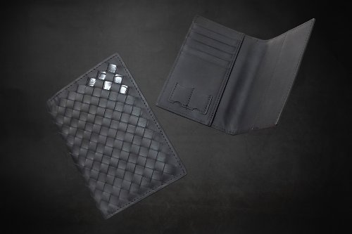 BU 編織皮革護照夾 可客製化名字 / 編織夾雜鱷魚紋設計 /