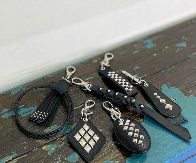 Calee Studs&Embossing Assort Leather Key Ring レザーリベット