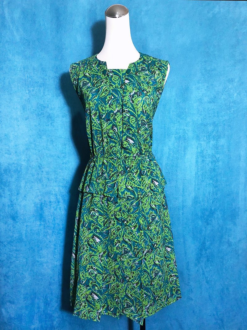綠色圖騰荷葉邊無袖古著洋裝 / 國外帶回 VINTAGE - 連身裙 - 聚酯纖維 綠色