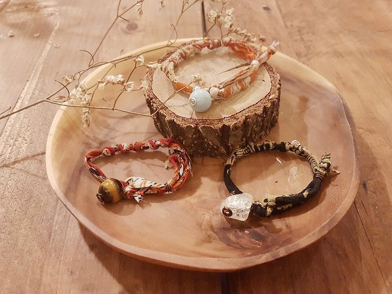 Hand-made cloth bracelet ~ Valentine's Day gift. Birthday gift. Christmas gift natural stone. Indian (custom made) - สร้อยติดคอ - ผ้าฝ้าย/ผ้าลินิน หลากหลายสี