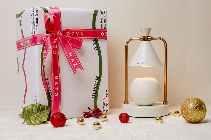 NAZO聖誕節限定 香氛融蠟禮盒 內含融燭燈+蠟燭(附限量聖誕提袋) - 身體乳/按摩油 - 陶 白色
