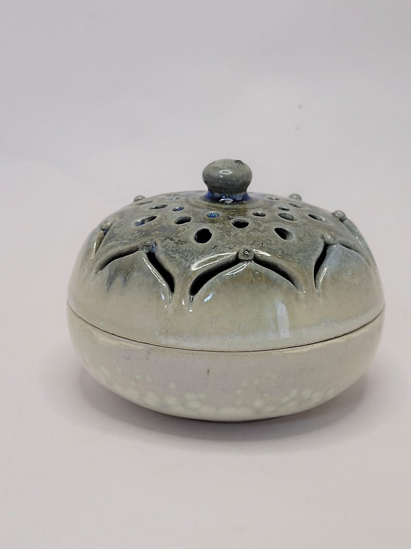 Carved lotus multi-purpose small incense burner/night light - Fragrances - Porcelain 
