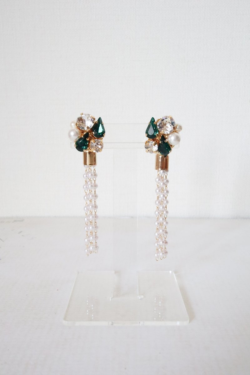 グリーンとパールのビジューピアス - ピアス・イヤリング - クリスタル グリーン