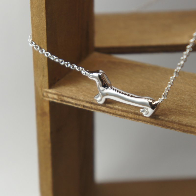 [Half Muguang] Sterling Silver Cute Dachshund Necklace - Necklaces - Sterling Silver Gray