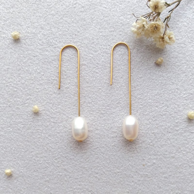 e002-U are so beautiful-pearl earrings - Earrings & Clip-ons - Gemstone White