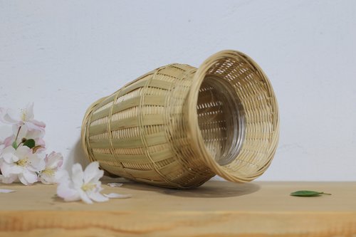 70年代、中国の竹編みの花瓶 500x0.jpg