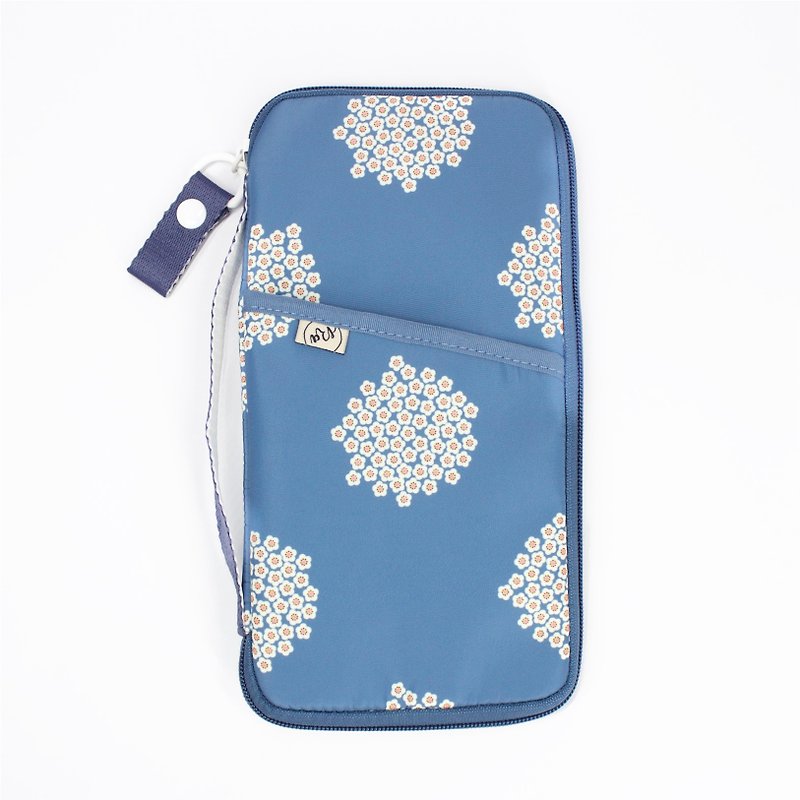 Ra 超輕防水環保花花護照包/收納包 (藍色Blossom) - 其他 - 聚酯纖維 藍色