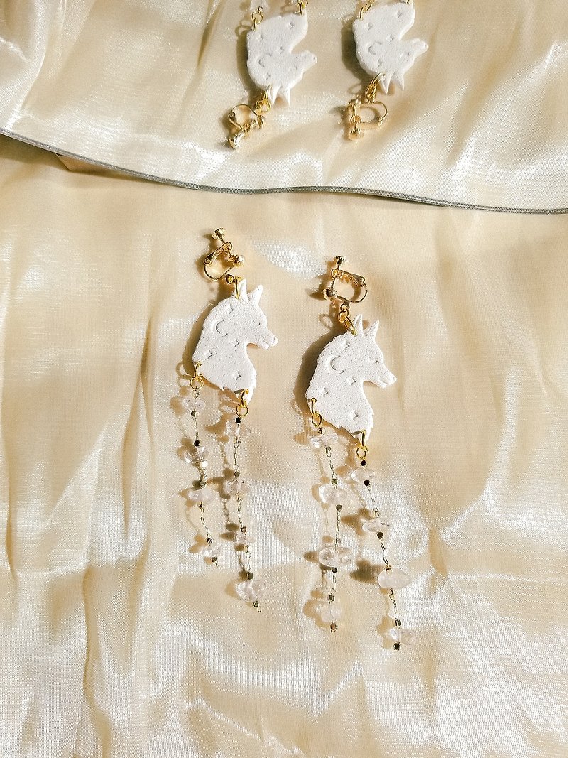 Celestial White Wolf Polymer Clay with Crystal Dangle Earrings/Clip On Earrings - ต่างหู - ดินเผา ขาว
