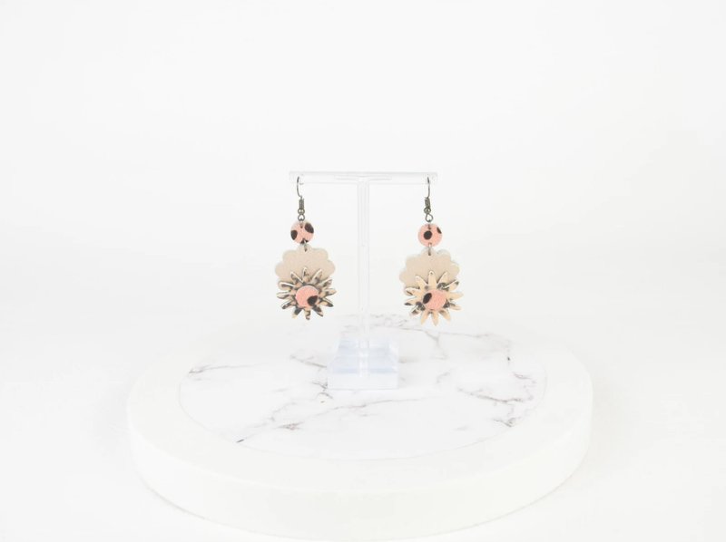 Cute Earrings in Pink & Rose Gold Animal Snake Print Genuine Salvaged Leather - ต่างหู - หนังแท้ สึชมพู