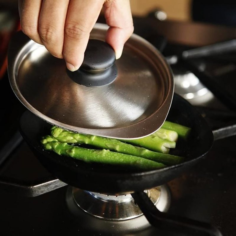 【Sori Yanagi】Nanbu Iron Mini Frying Pan 16cm-with lid - Pots & Pans - Other Metals 