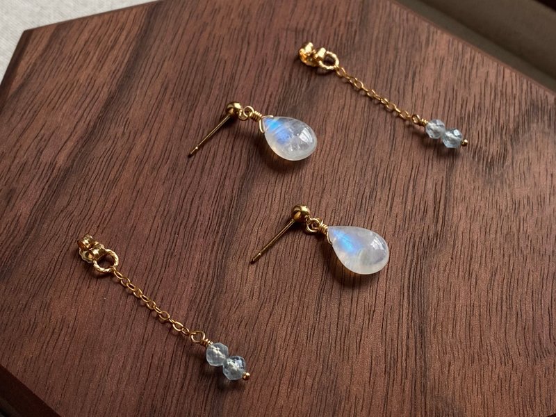 Pear-Shaped Water Drop Blue Light Rainbow Light Moonstone Aquamarine Simple Line 2-Way Earrings - Earrings & Clip-ons - Semi-Precious Stones White